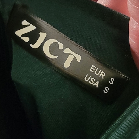 Comfortable Green Dress with Drawstring Waist - Picture 7 of 7